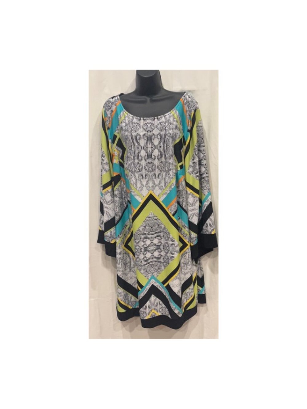 Multicolor Geometric Print Shift Dress